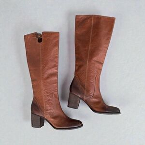 Vince Camuto Gettila Leather Tall Boots Size 10B